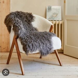 Natural chic Luxurious dark gray sheepskin rug